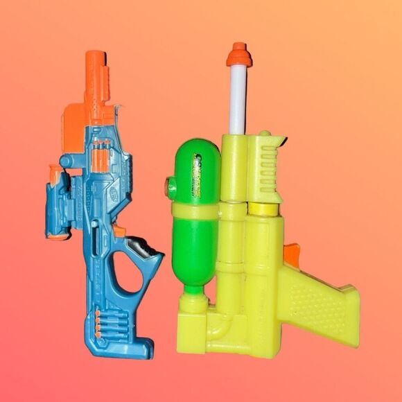 World's Smallest Nerf Blasters & Super Soaker B13 - Picture 5 of 5